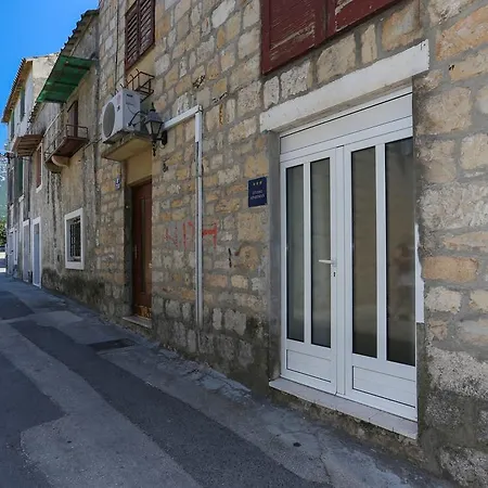 Paunela * Kaštela